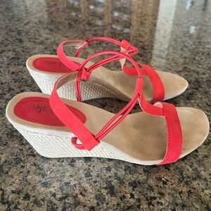 Red Style & Company Wedge Sandal